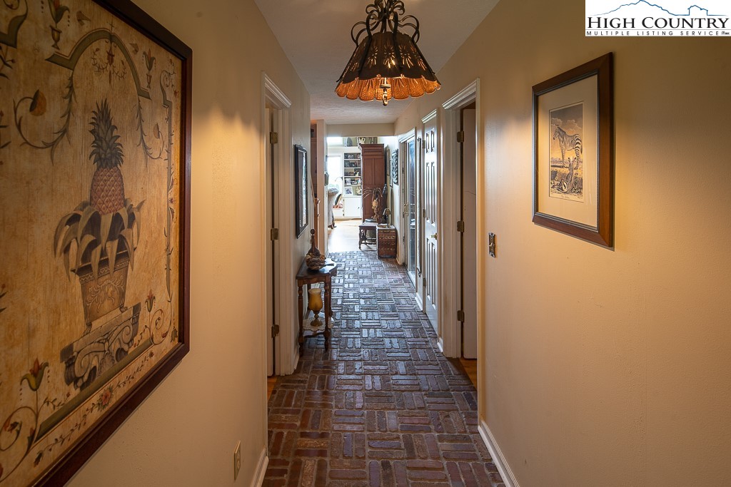 458 Fairway Ridge Drive