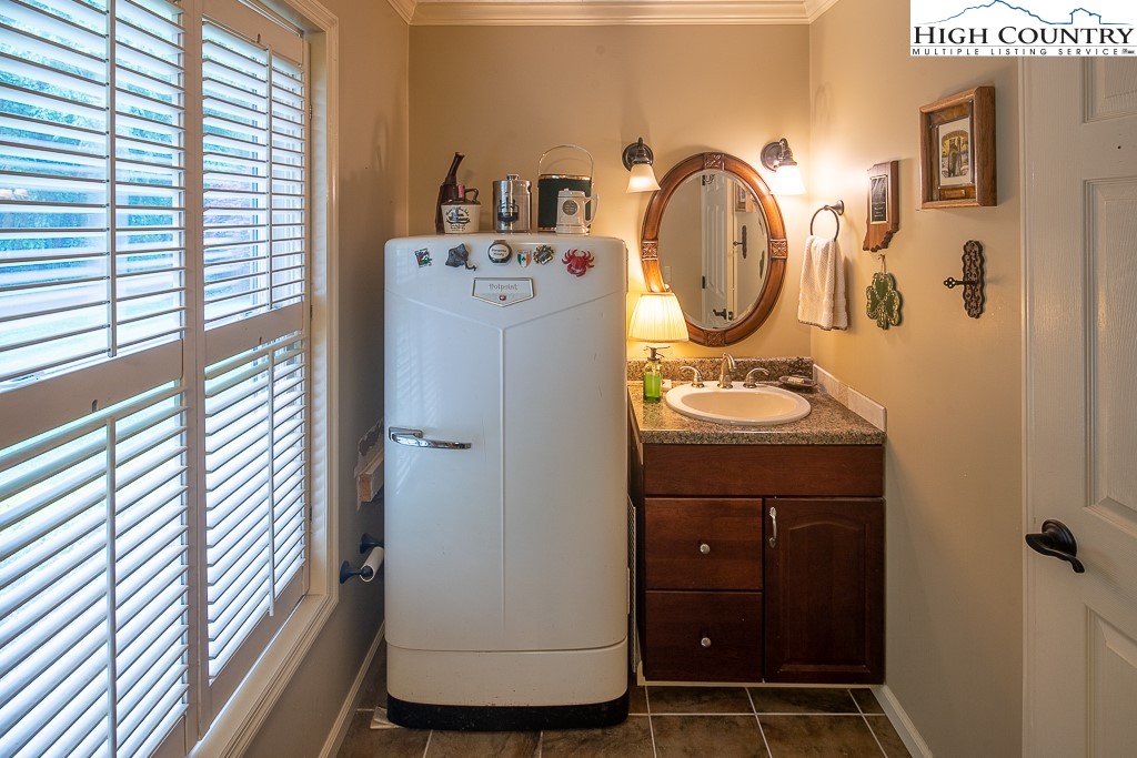 458 Fairway Ridge Drive