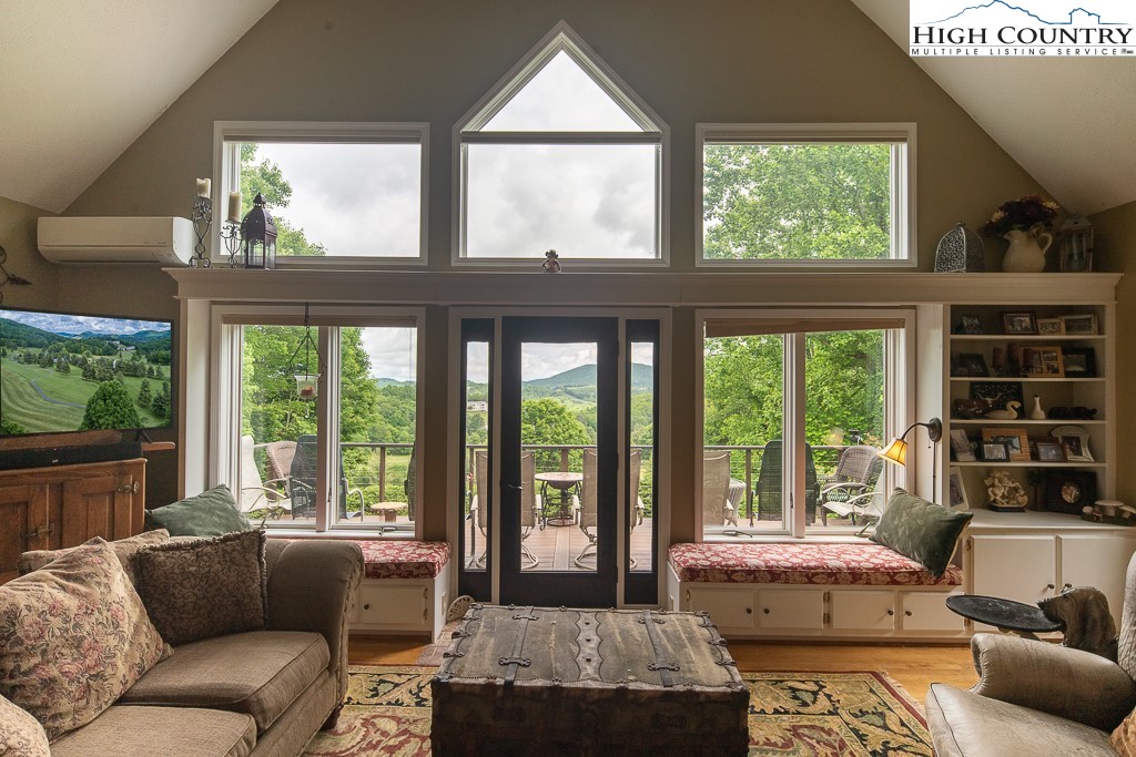 458 Fairway Ridge Drive