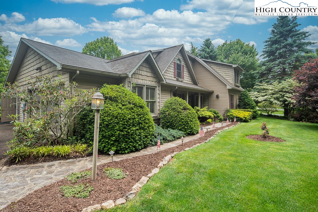 458 Fairway Ridge Drive