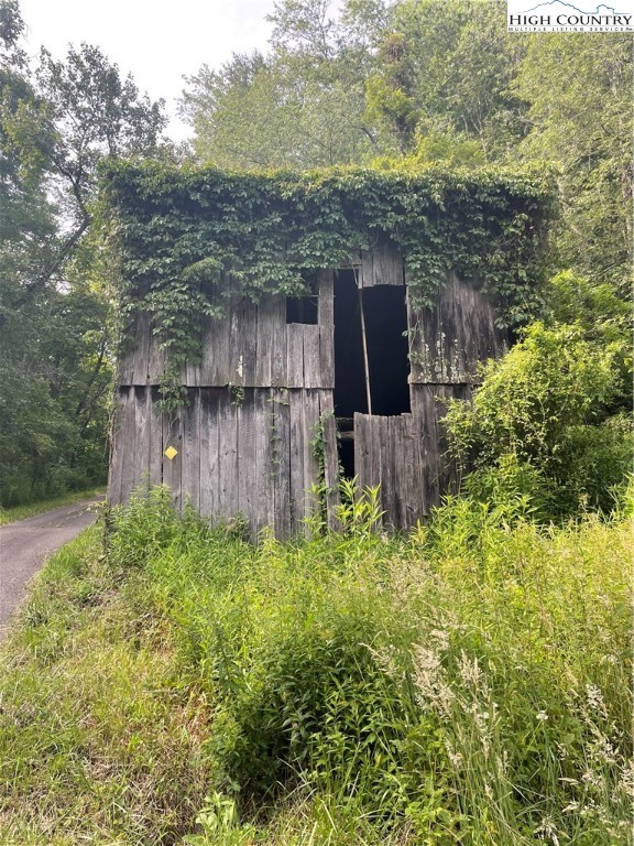 2918 Silas Creek Road