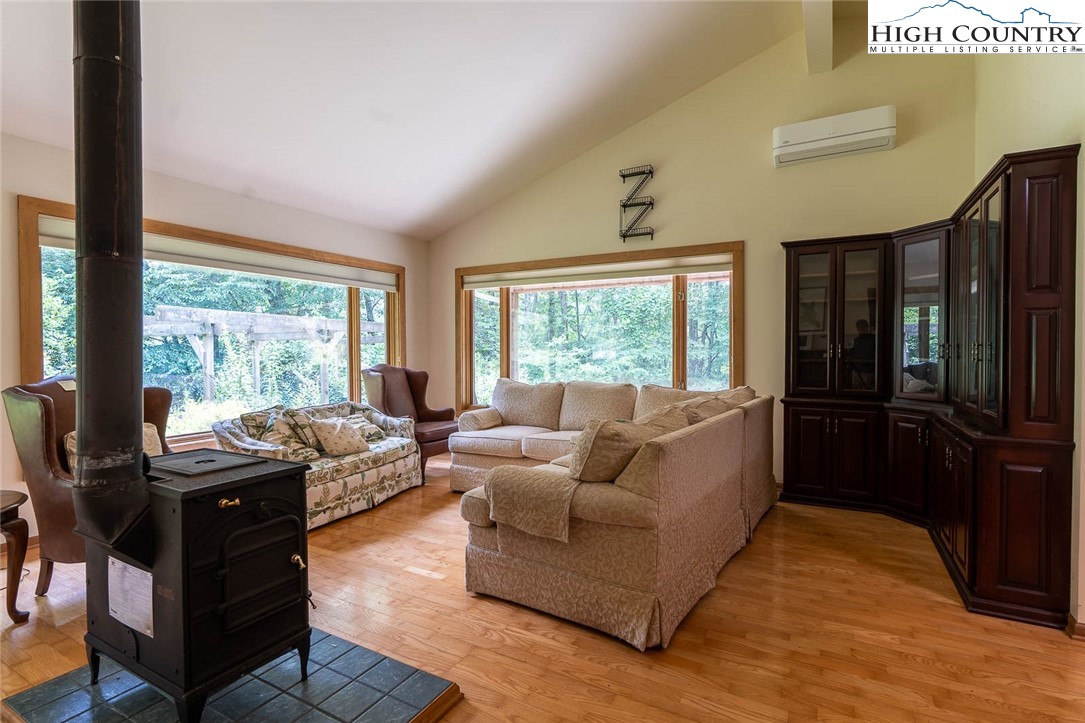 2918 Silas Creek Road