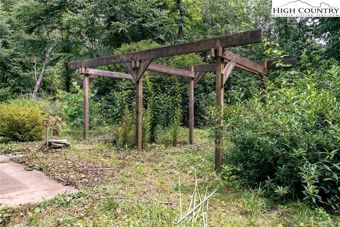 2918 Silas Creek Road