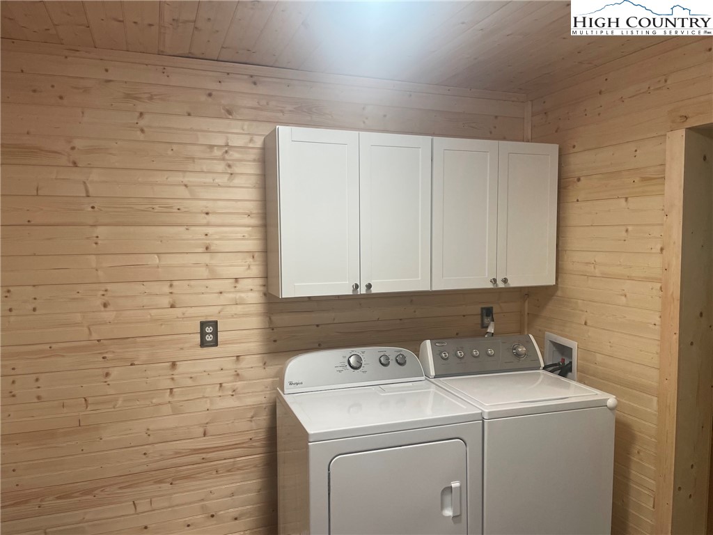 106 River Park Drive