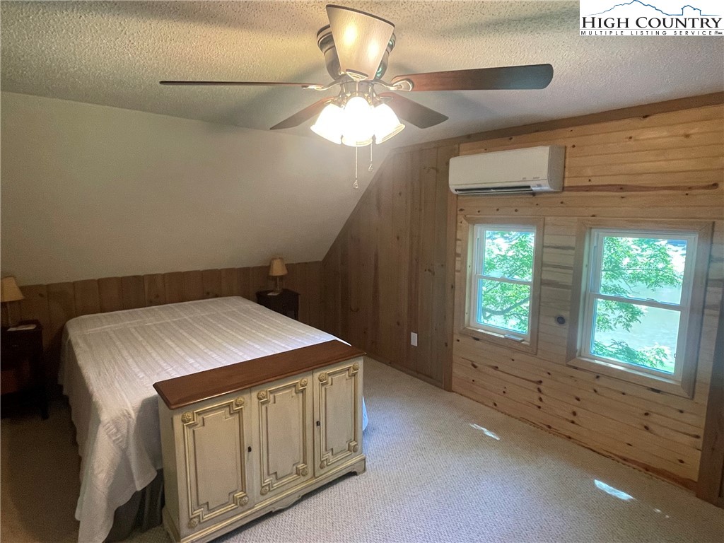 106 River Park Drive