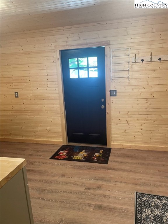 106 River Park Drive