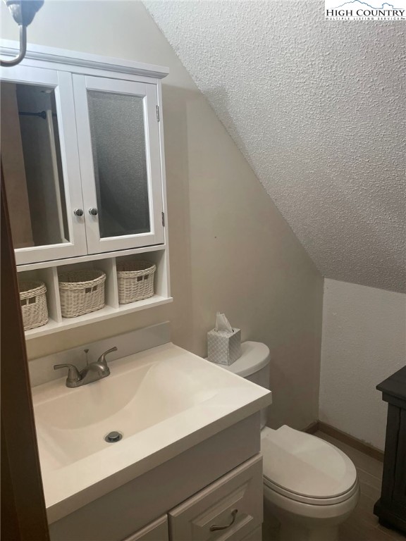 106 River Park Drive