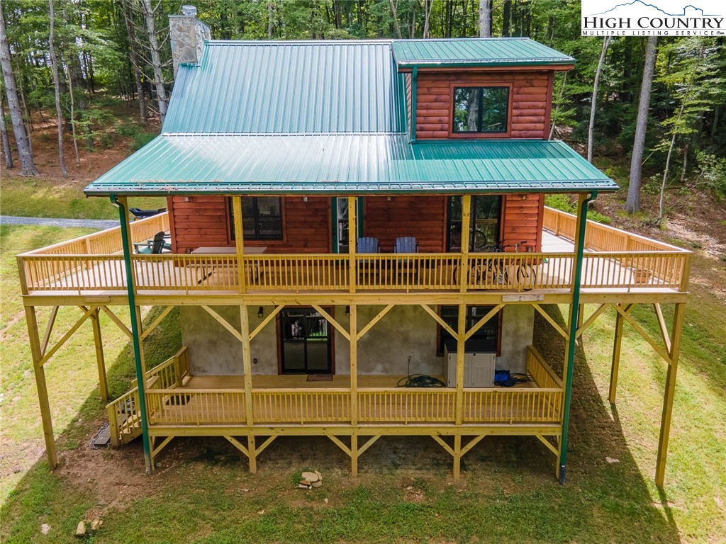 951 Woodland Shores Drive