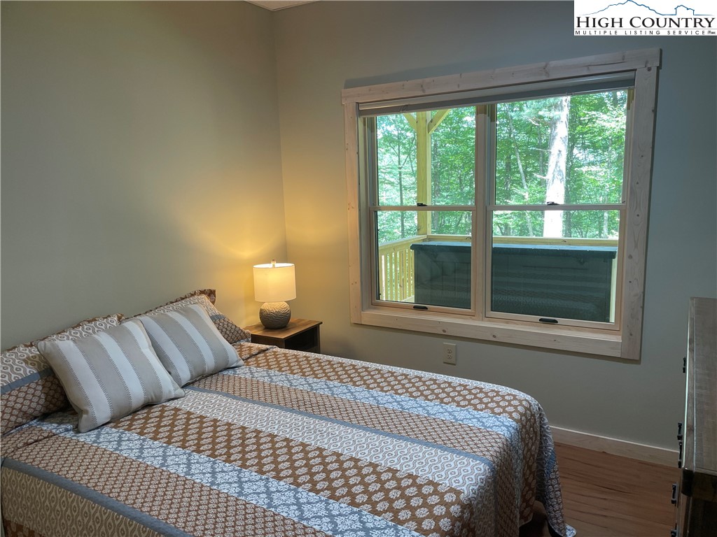 951 Woodland Shores Drive