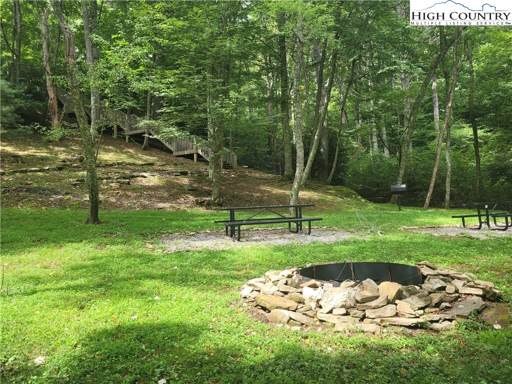 951 Woodland Shores Drive