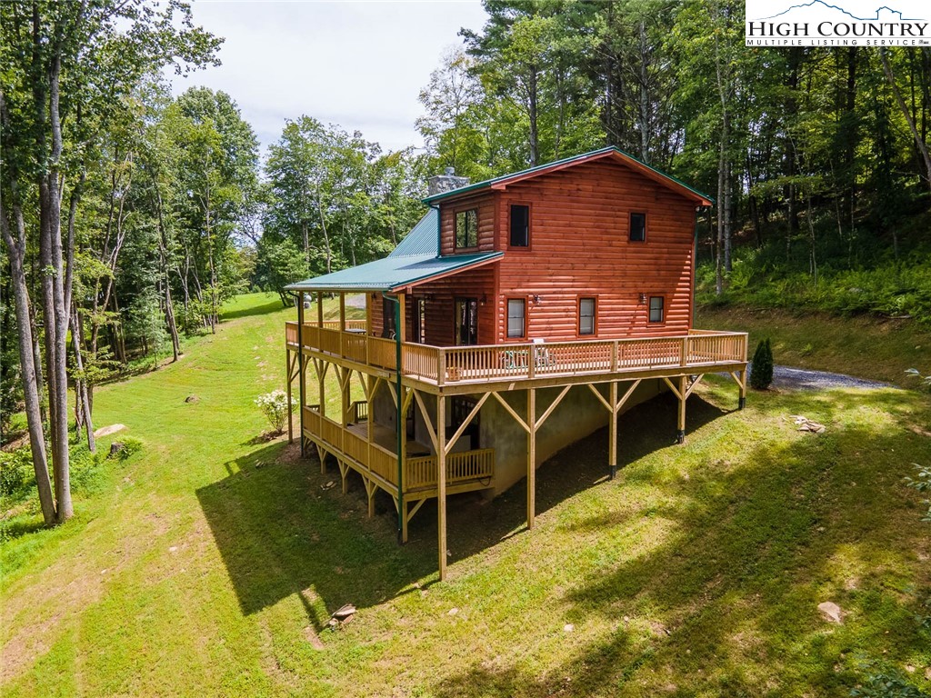 951 Woodland Shores Drive