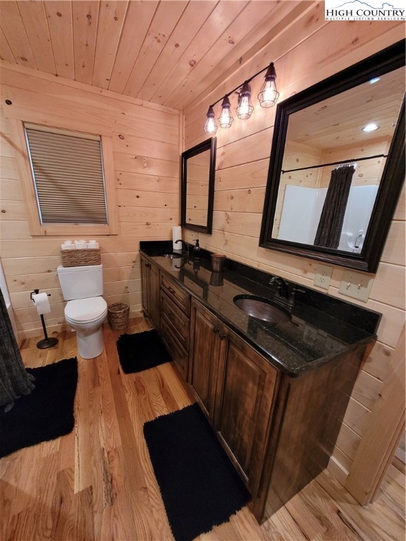 951 Woodland Shores Drive