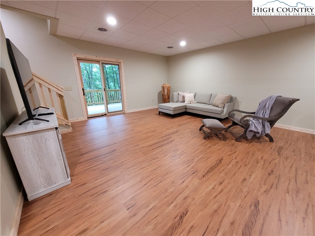 951 Woodland Shores Drive