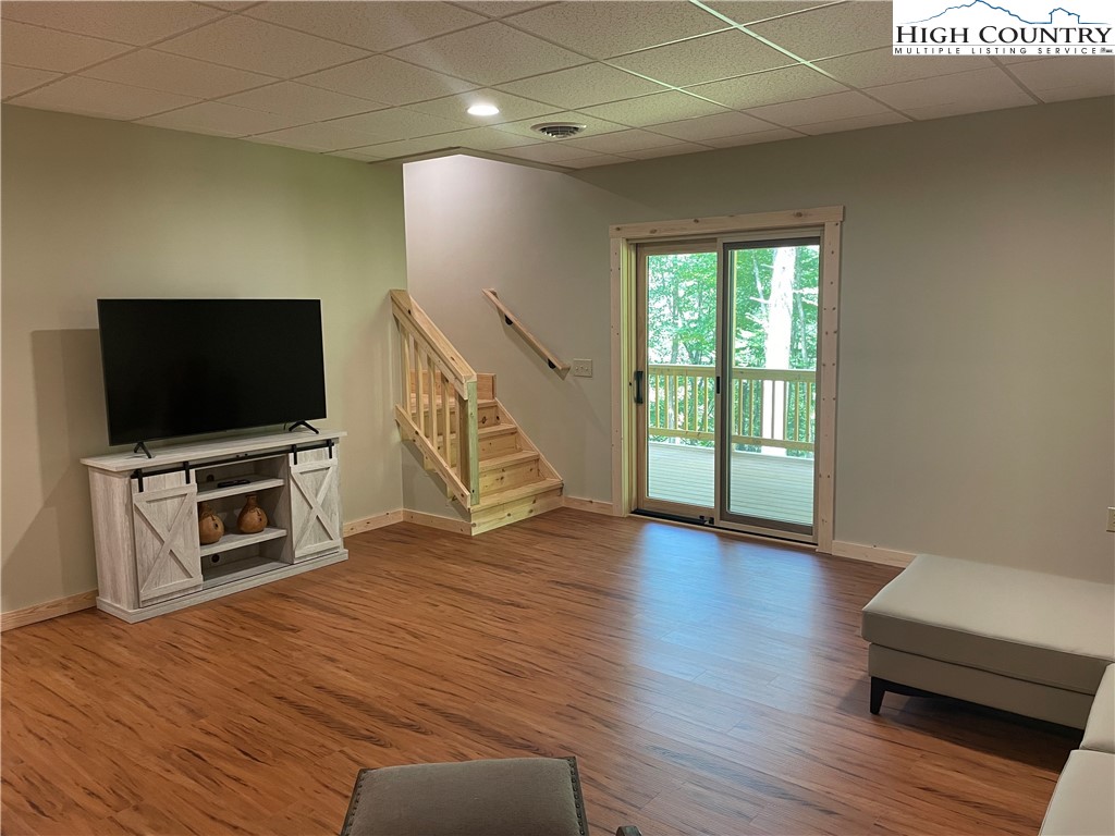 951 Woodland Shores Drive