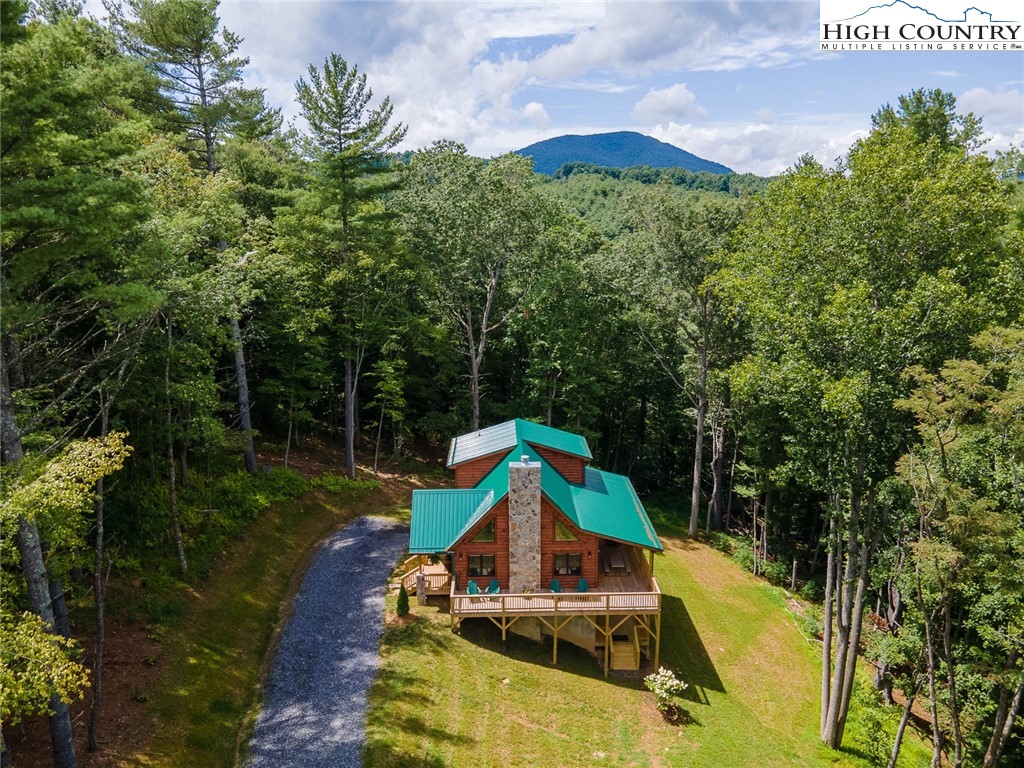 951 Woodland Shores Drive