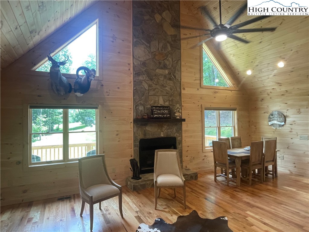 951 Woodland Shores Drive