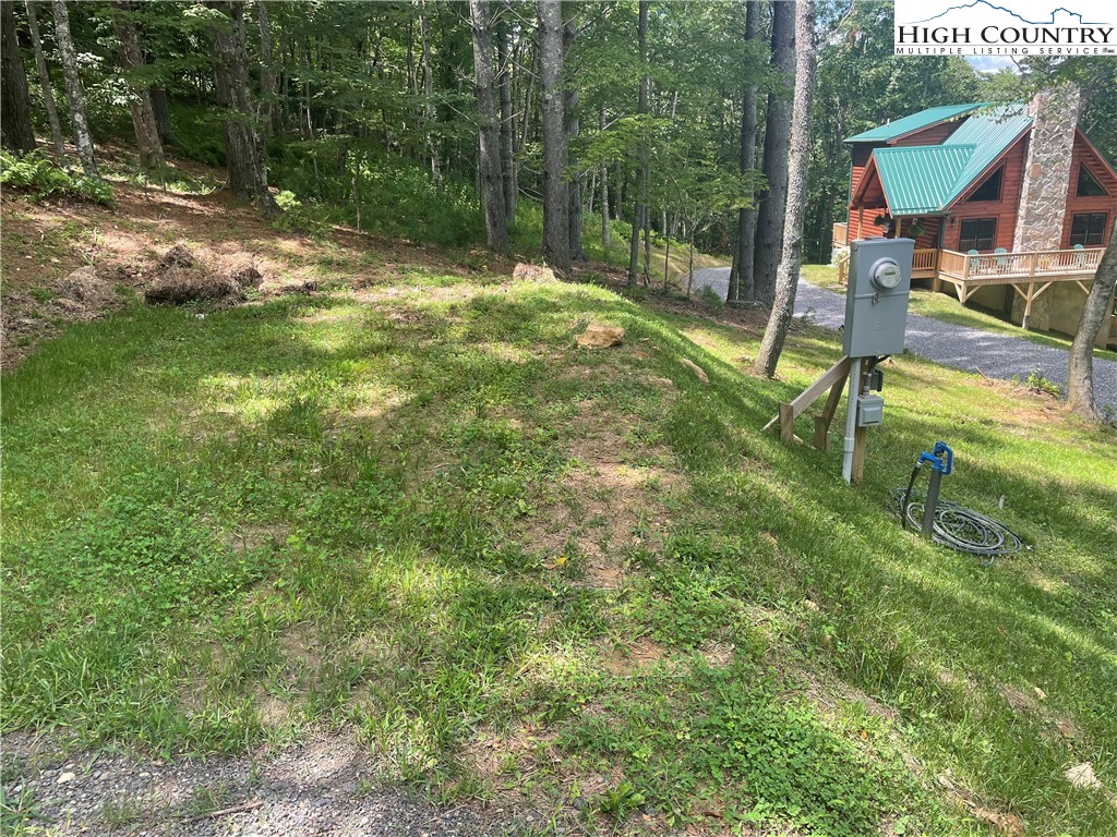 951 Woodland Shores Drive