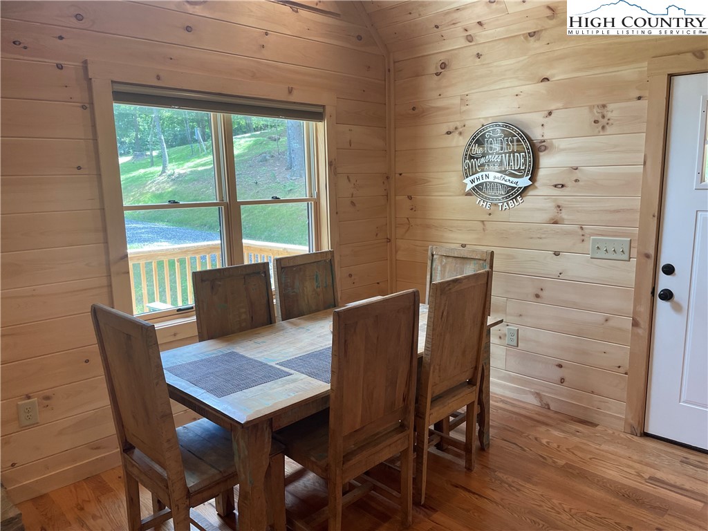 951 Woodland Shores Drive