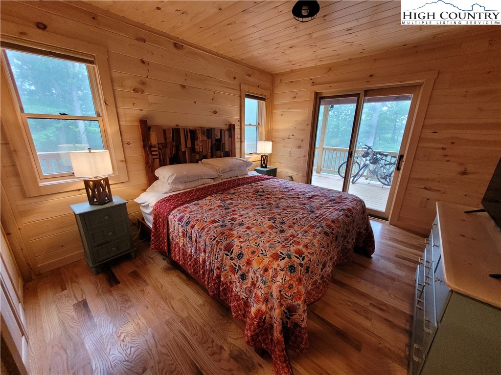 951 Woodland Shores Drive