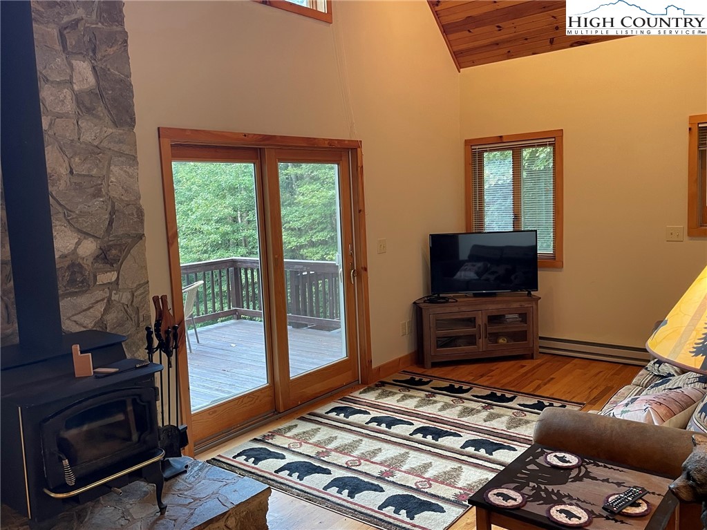 455 Foxs Gold Mine Road