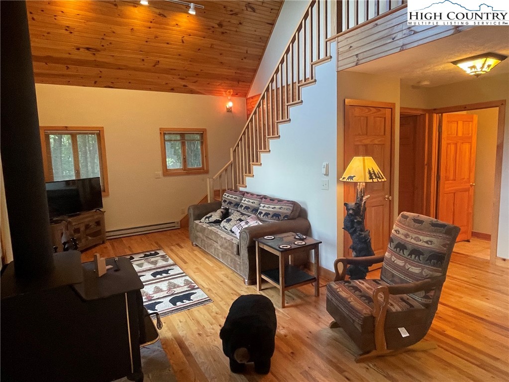 455 Foxs Gold Mine Road