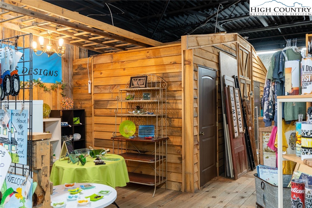 204 S Jefferson Avenue