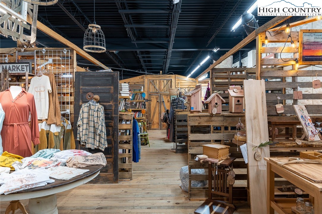 204 S Jefferson Avenue