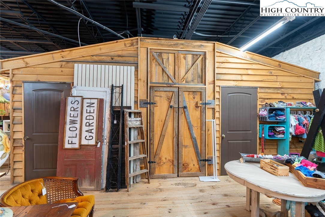 204 S Jefferson Avenue