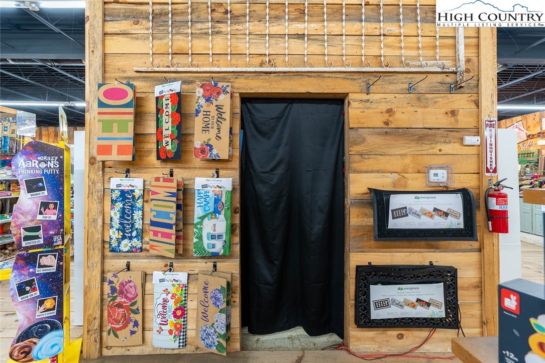 204 S Jefferson Avenue