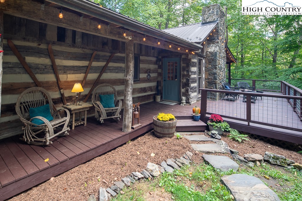 1404 Laurel Creek Ext Road