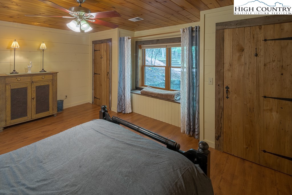 1404 Laurel Creek Ext Road