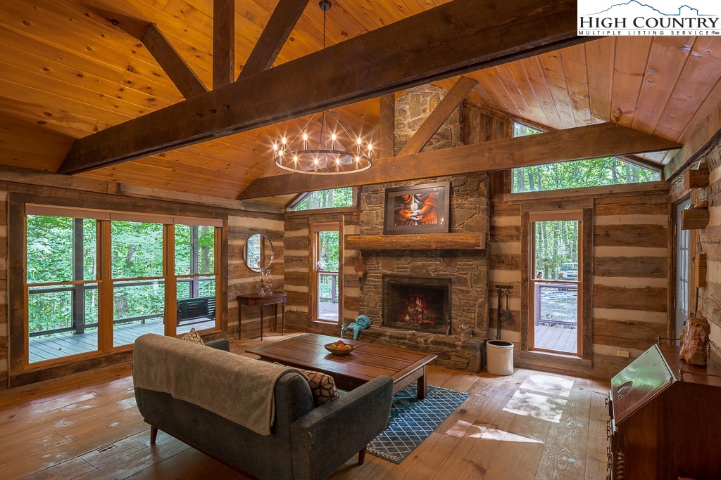 1404 Laurel Creek Ext Road