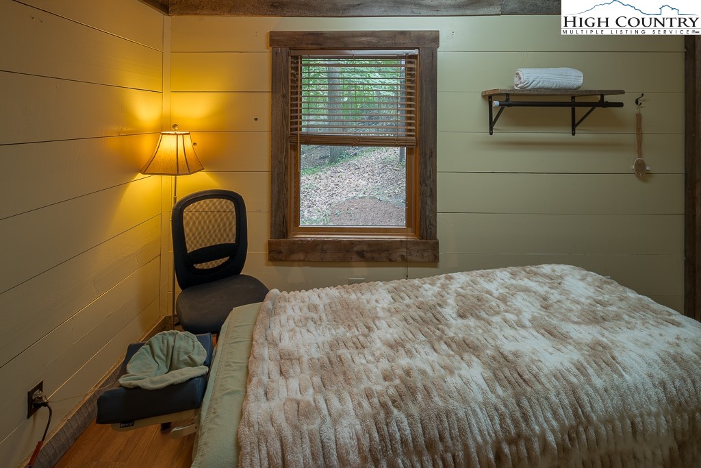 1404 Laurel Creek Ext Road