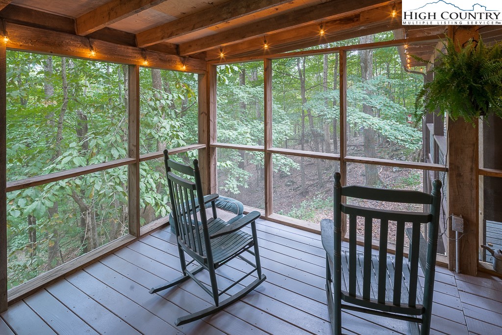 1404 Laurel Creek Ext Road