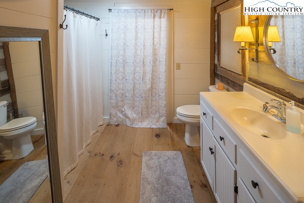 1404 Laurel Creek Ext Road