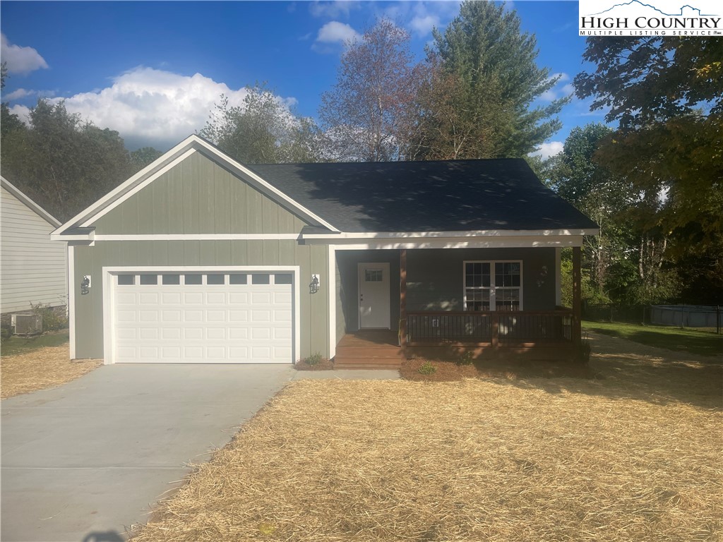 291 W Evergreen Street