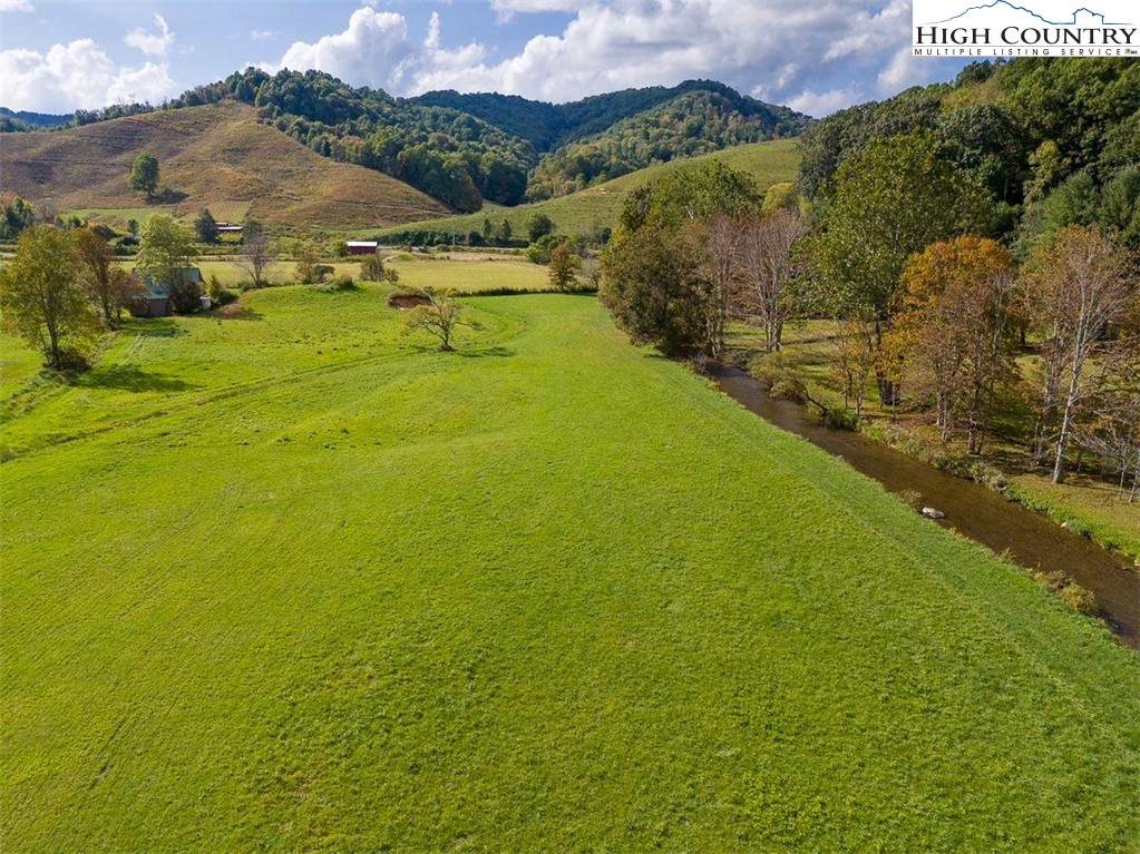 1946 River Breeze Drive