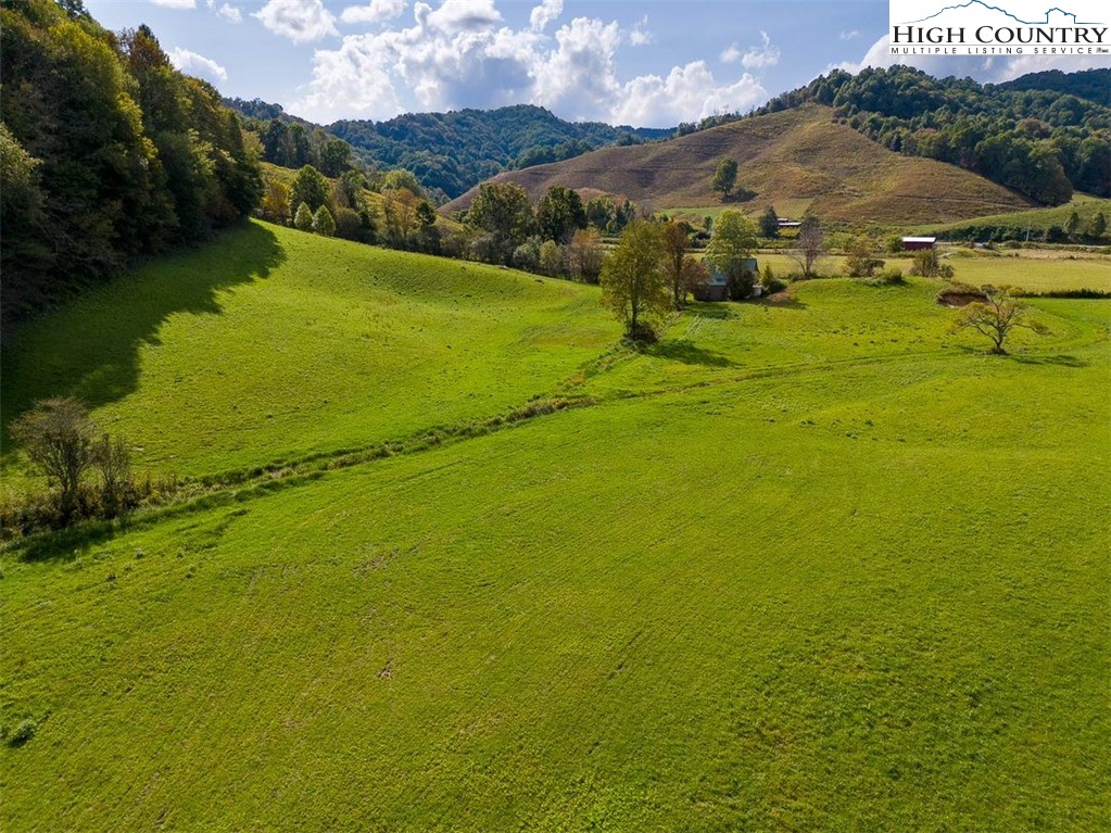 1946 River Breeze Drive