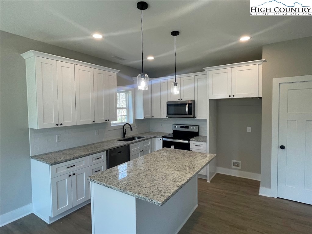 165 W Evergreen Drive