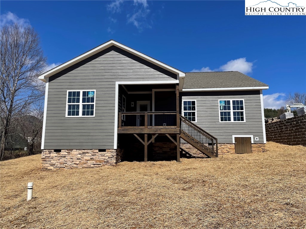 165 W Evergreen Drive