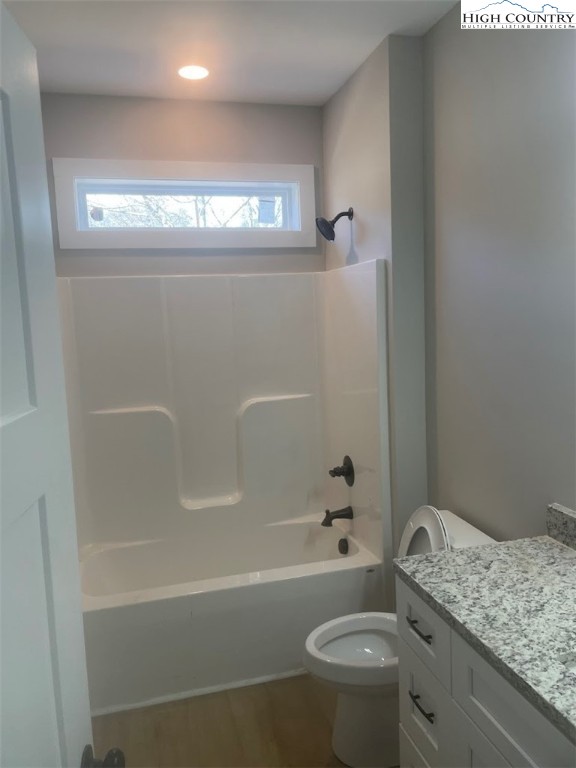 165 W Evergreen Drive