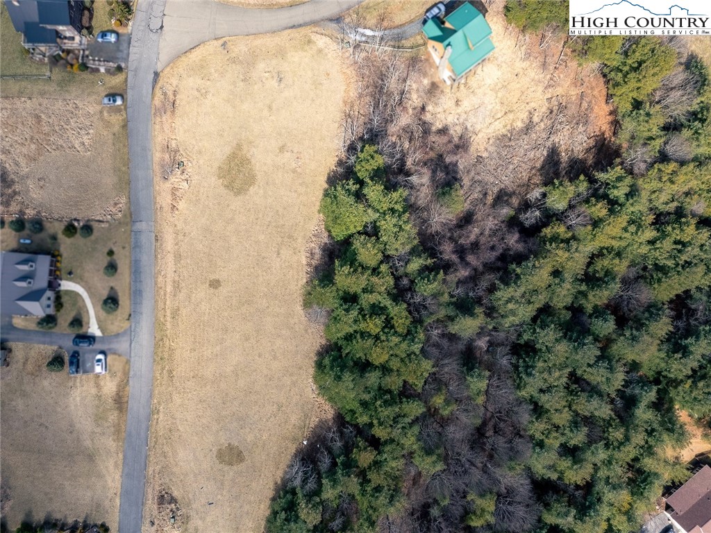 203 and 202 Lauren Lane