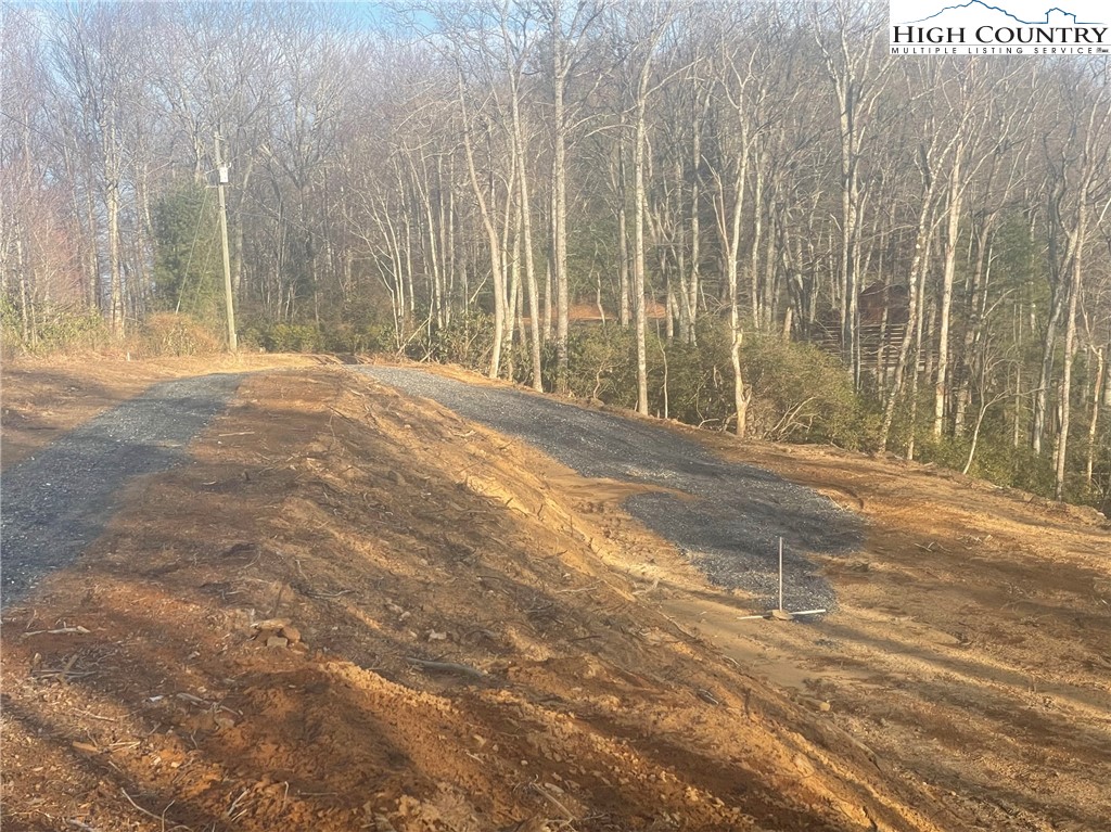 42 Sharpes Mountain Lane