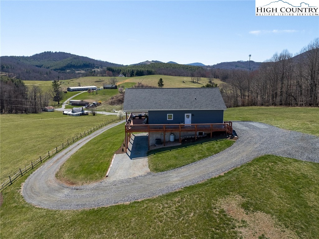 221 Raven Ridge Lane