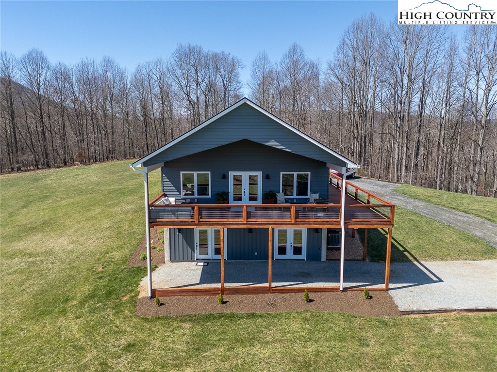 221 Raven Ridge Lane