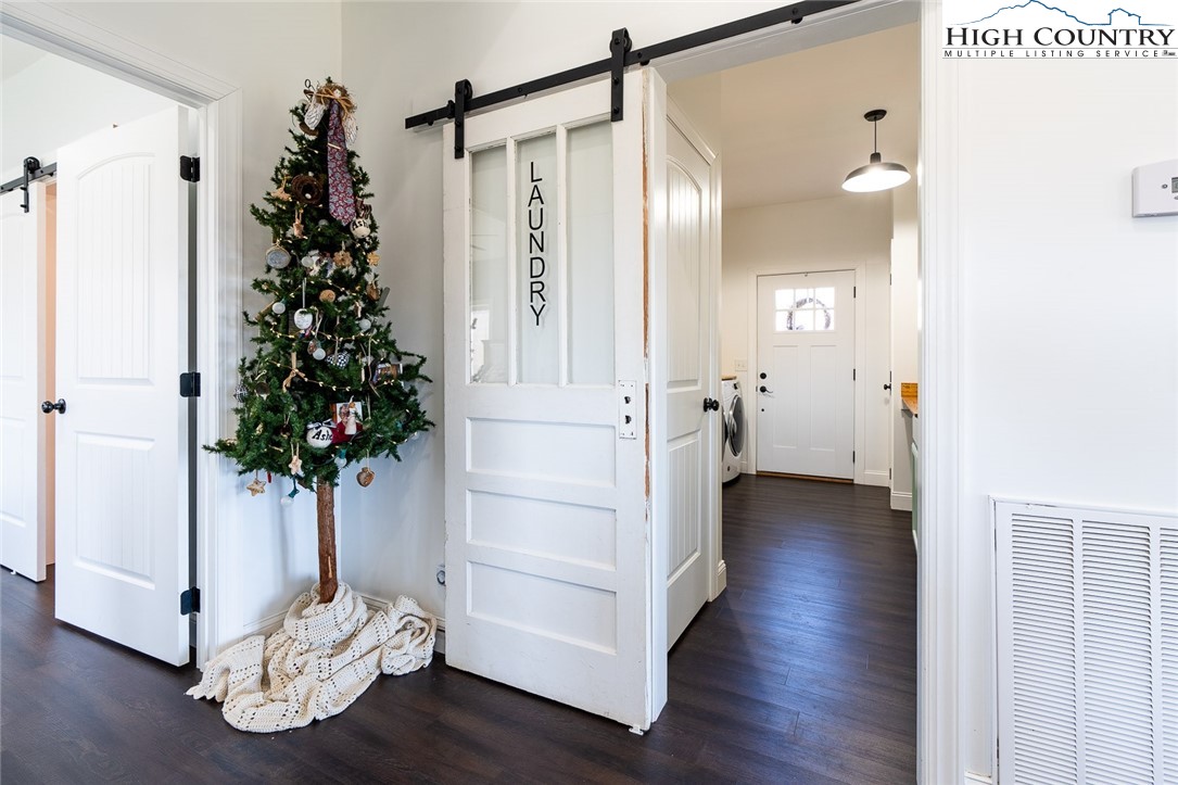 221 Raven Ridge Lane