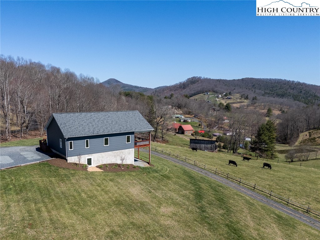 221 Raven Ridge Lane