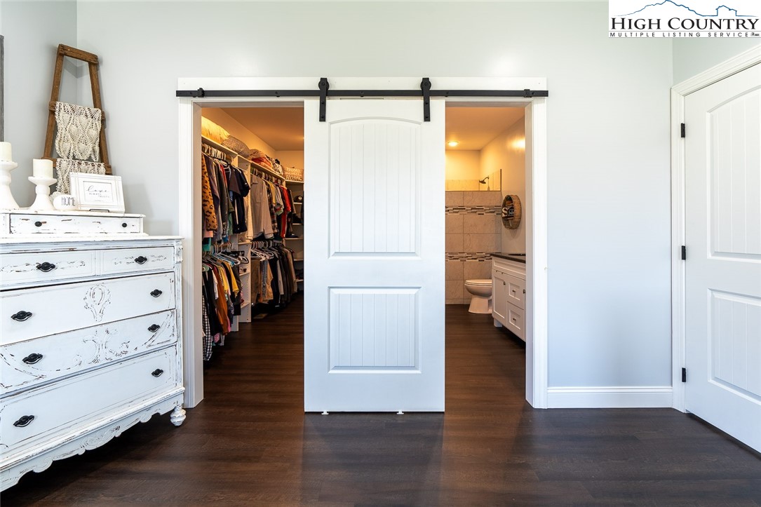 221 Raven Ridge Lane