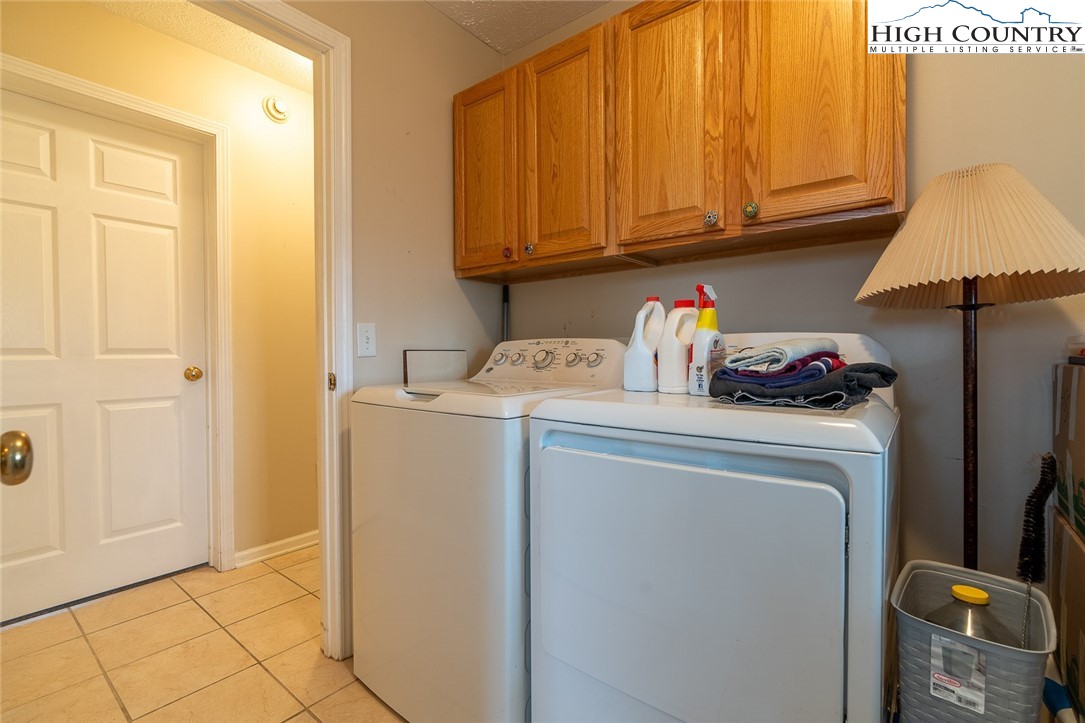 3036 Little Windfall Road