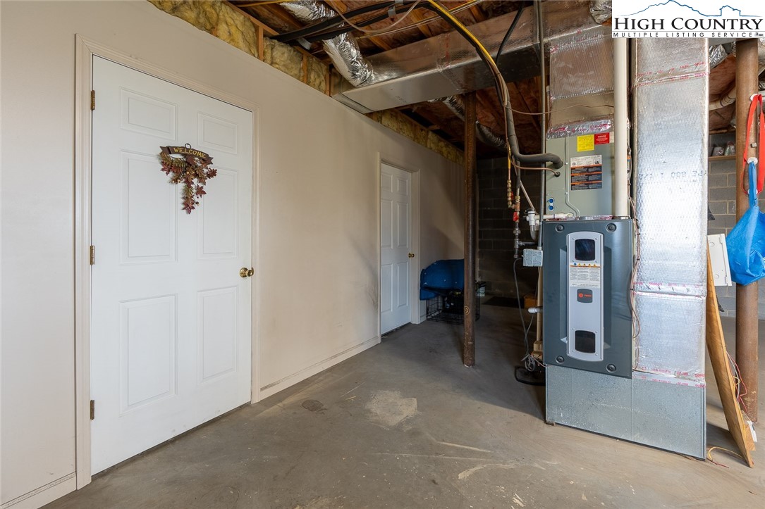 3036 Little Windfall Road